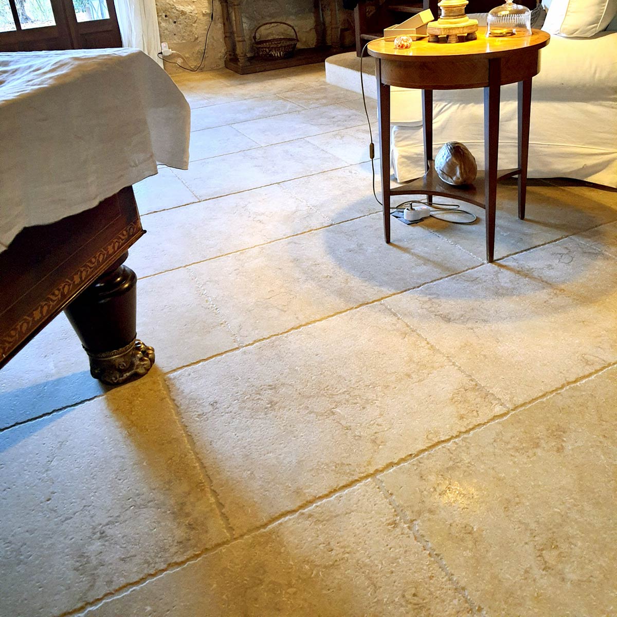 Interior flooring (living room) in natural stone