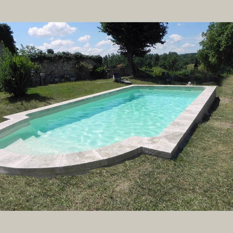 solid ashlar pool coping made to measure, aged and patinated