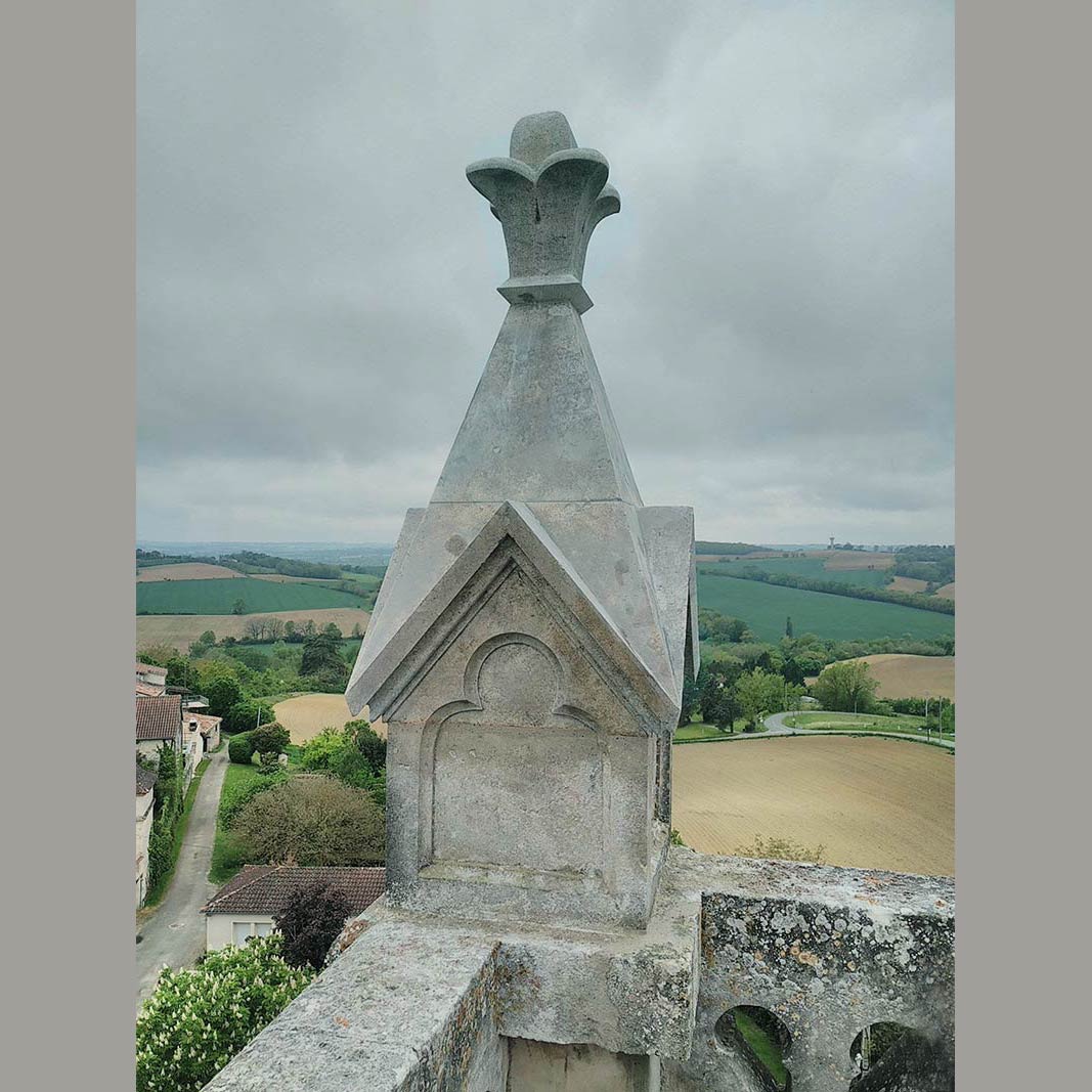 restoration pinnacle and stone finial bell tower church cuq lot et garonne stonemason